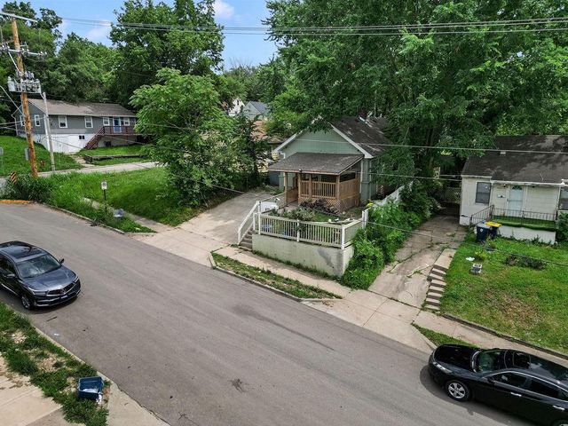 5441 E 27th Street, Kansas City, MO 64127