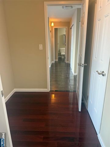 200 Old Palisade Road 16D, Fort Lee, NJ 07024