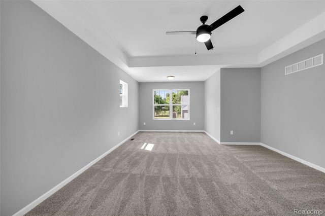 10010 Santa Lucia Court, Grand Blanc, MI 48439