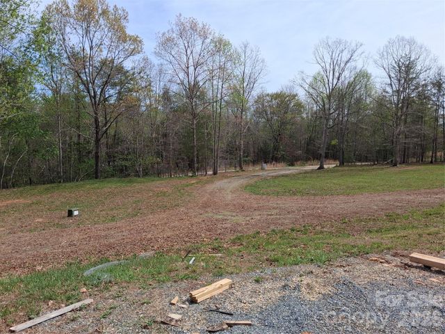 57 Hazel Drive 8-9, Nebo, NC 28761