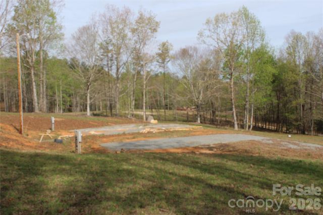 57 Hazel Drive 8-9, Nebo, NC 28761