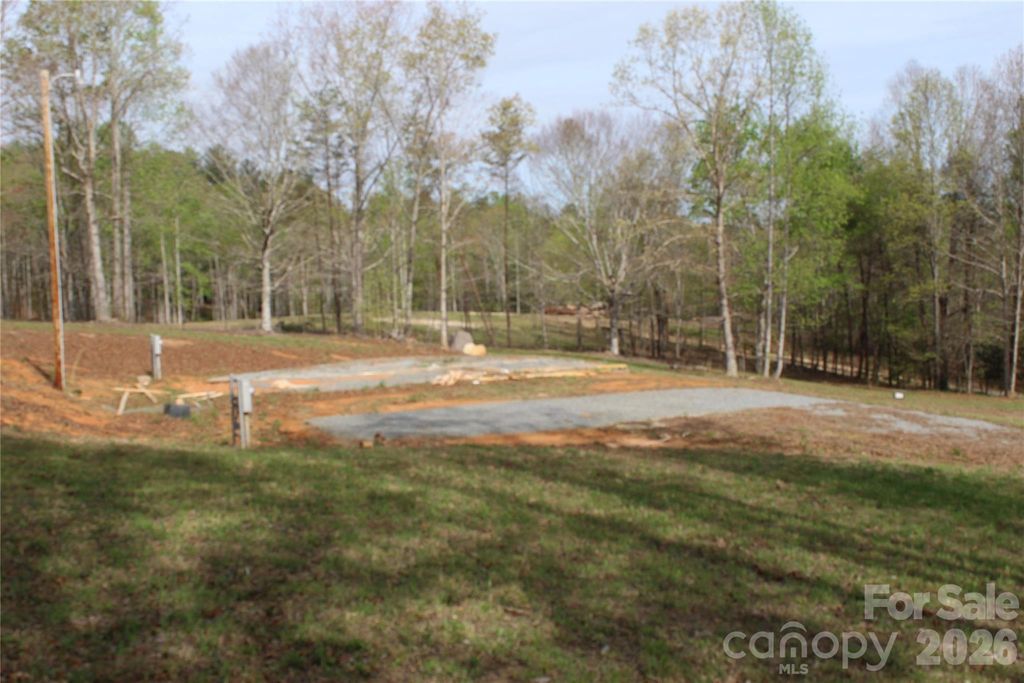 57 Hazel Drive 8-9, Nebo, NC 28761