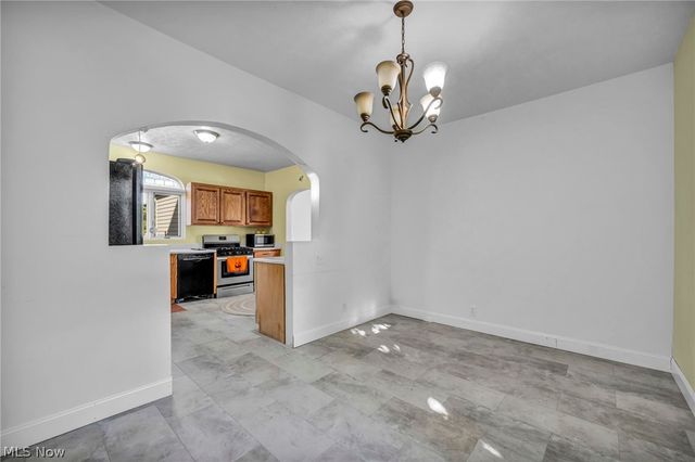 42027 Griswold Road, Elyria, OH 44035