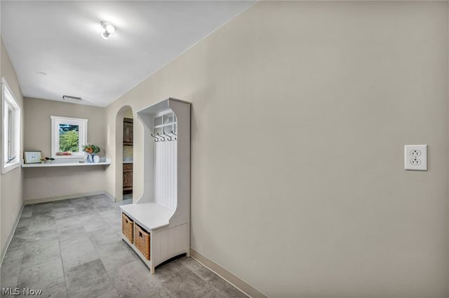 42027 Griswold Road, Elyria, OH 44035