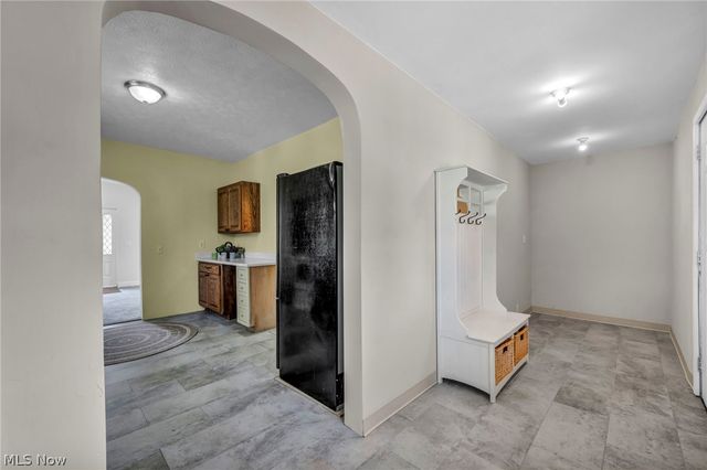 42027 Griswold Road, Elyria, OH 44035