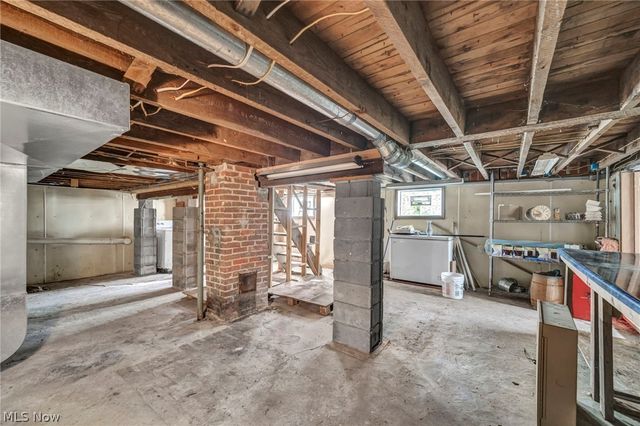 42027 Griswold Road, Elyria, OH 44035