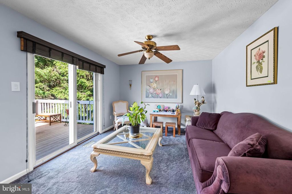 Image 15 of property listing at 422 DOE MEADOW DR, Owings Mills, MD 21117