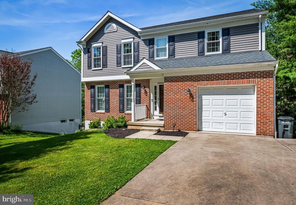Image 2 of property listing at 422 DOE MEADOW DR, Owings Mills, MD 21117