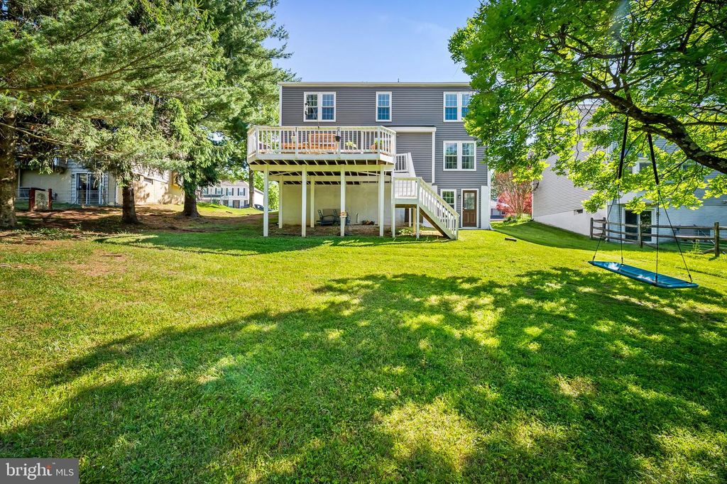 Image 40 of property listing at 422 DOE MEADOW DR, Owings Mills, MD 21117