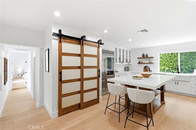 6317 Orion, Van Nuys, CA 91411