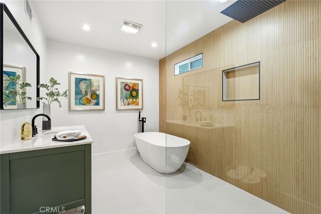 6317 Orion, Van Nuys, CA 91411