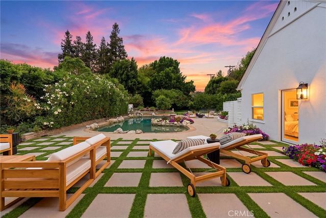 6317 Orion, Van Nuys, CA 91411