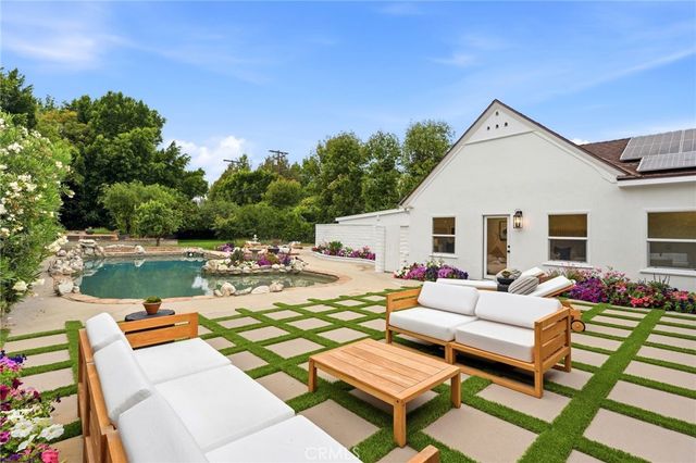 6317 Orion, Van Nuys, CA 91411