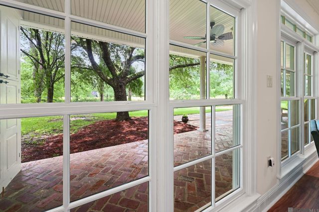 5807 Laurel Hill Ln, St Francisville, LA 70775