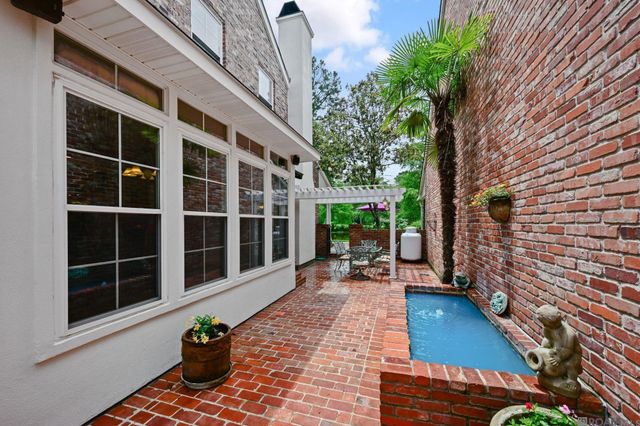 5807 Laurel Hill Ln, St Francisville, LA 70775