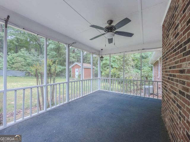 2764 Amberly Way, Snellville, GA 30078
