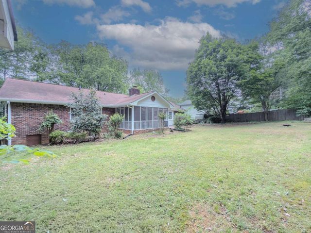 2764 Amberly Way, Snellville, GA 30078