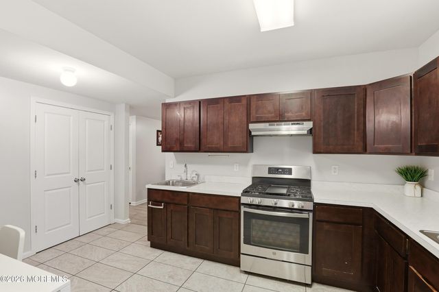 41 Majestic Way, Lakewood, NJ 08701