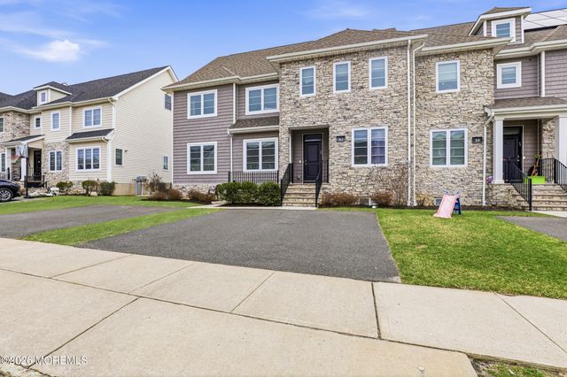 41 Majestic Way, Lakewood, NJ 08701