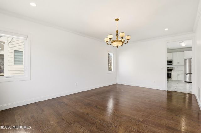41 Majestic Way, Lakewood, NJ 08701