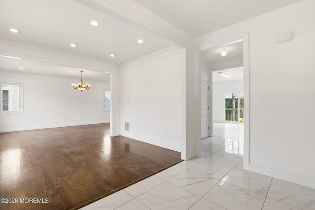 41 Majestic Way, Lakewood, NJ 08701