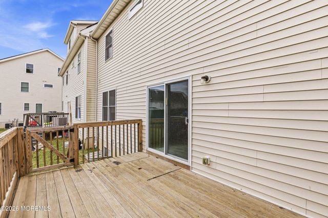 41 Majestic Way, Lakewood, NJ 08701