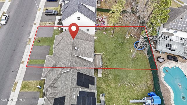 41 Majestic Way, Lakewood, NJ 08701