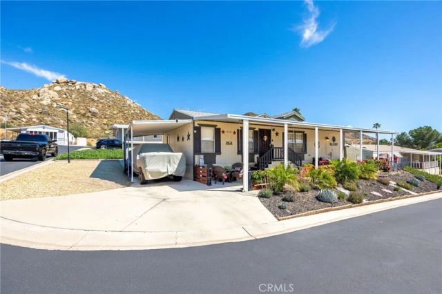 1536 South State Street 223, Hemet, CA 92543
