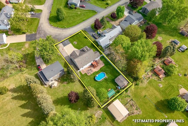 301 Case Street, Jonesville, MI 49250