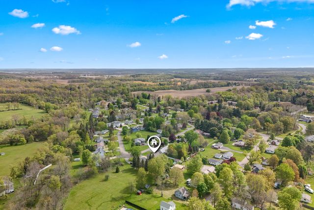 301 Case Street, Jonesville, MI 49250