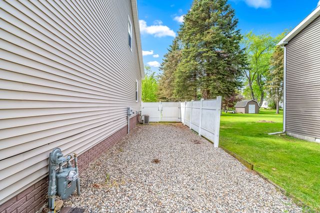 301 Case Street, Jonesville, MI 49250
