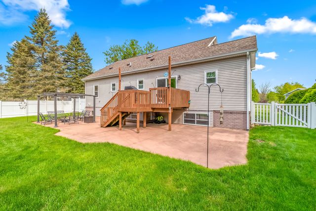 301 Case Street, Jonesville, MI 49250