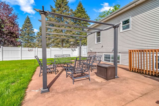301 Case Street, Jonesville, MI 49250