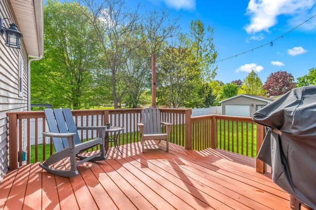 301 Case Street, Jonesville, MI 49250