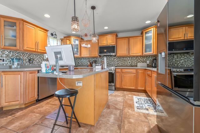 301 Case Street, Jonesville, MI 49250