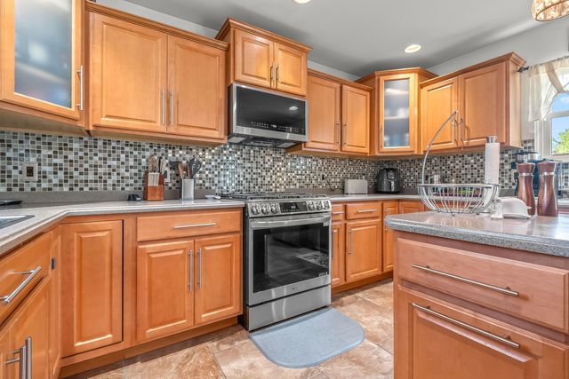 301 Case Street, Jonesville, MI 49250