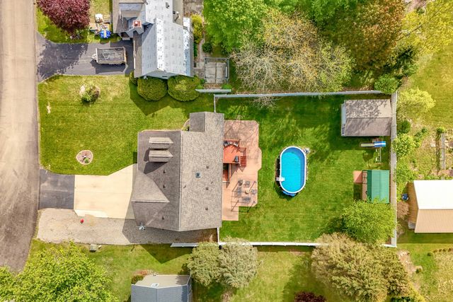 301 Case Street, Jonesville, MI 49250