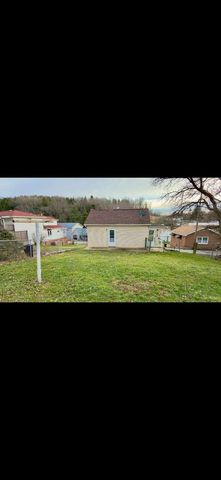13 John Ave, Slovan, PA 15078