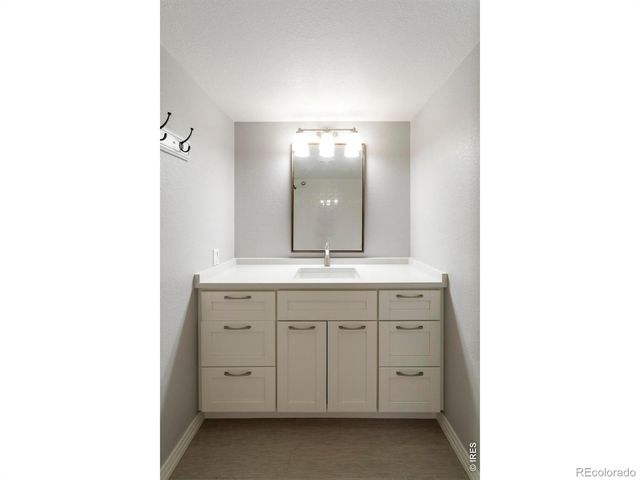 959 Hover Ridge Circle, Longmont, CO 80501