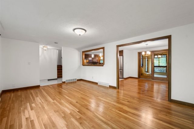 211 Clark Rd, Plymouth, MA 02360