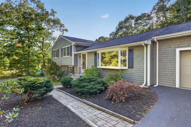 211 Clark Rd, Plymouth, MA 02360