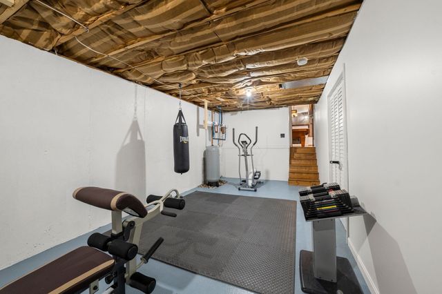 211 Clark Rd, Plymouth, MA 02360