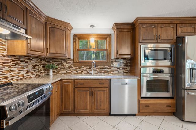 211 Clark Rd, Plymouth, MA 02360