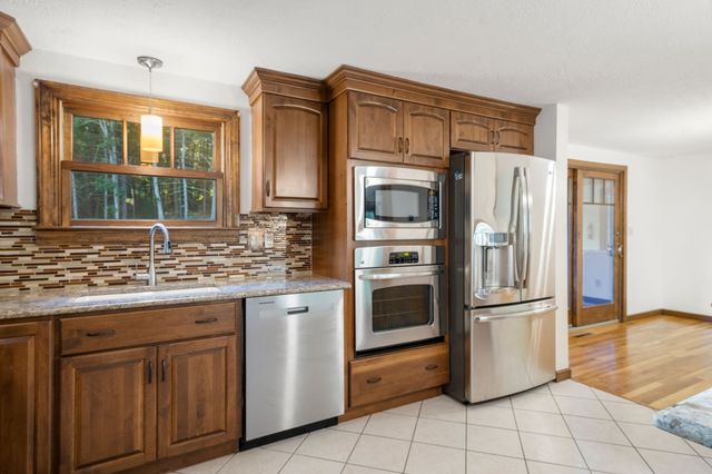 211 Clark Rd, Plymouth, MA 02360