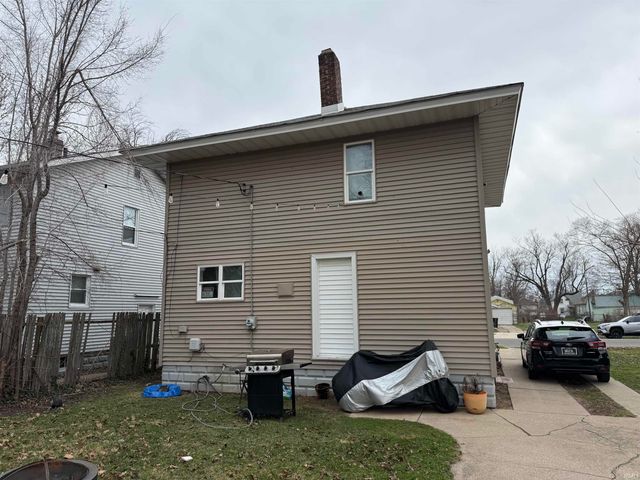 918 E Bowman Street, South Bend, IN 46613