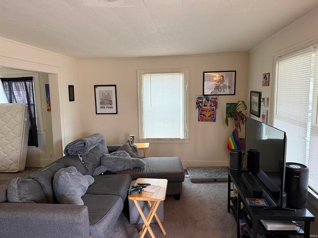 918 E Bowman Street, South Bend, IN 46613