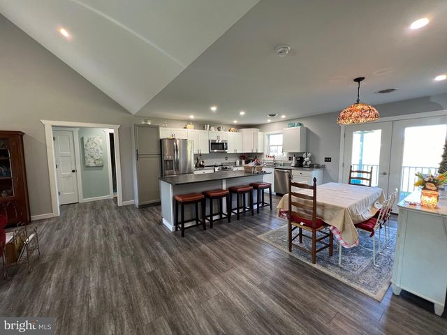 99 EAST CREEK RUN LOOP, Fort Ashby, WV 26719