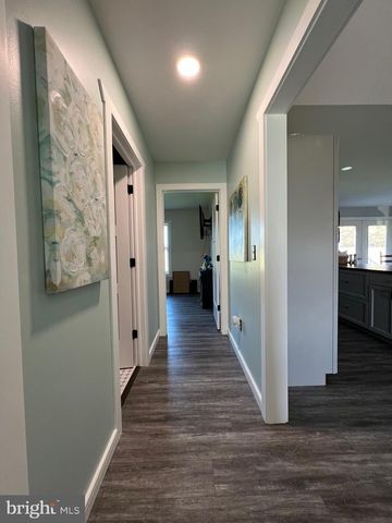 99 EAST CREEK RUN LOOP, Fort Ashby, WV 26719