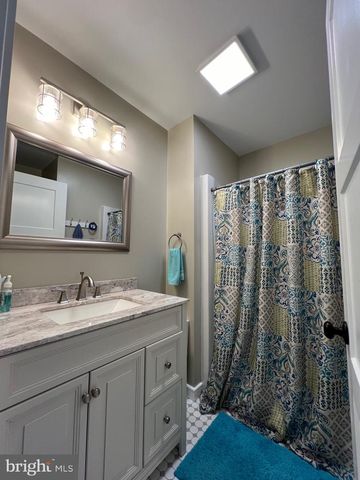 99 EAST CREEK RUN LOOP, Fort Ashby, WV 26719