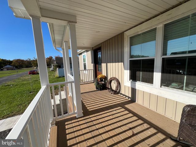 99 EAST CREEK RUN LOOP, Fort Ashby, WV 26719